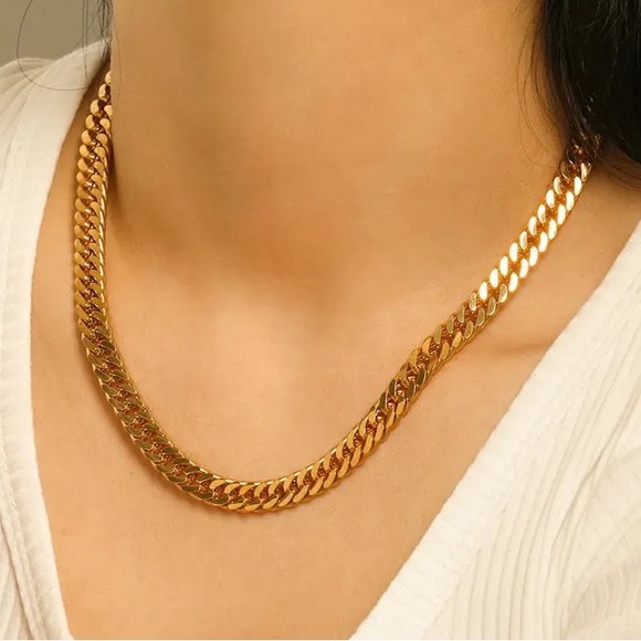 18k Gold Plated Cuban Chain Link Necklace - Picture 1 of 4